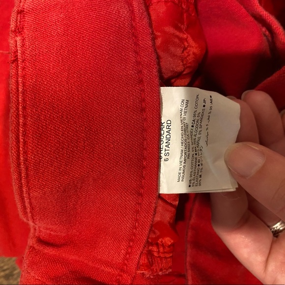 Old Navy Red Pixie Pants. Size 6 - Picture 2 of 2